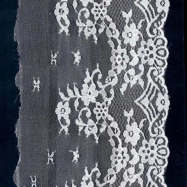 Rigid raschel lace - design 029