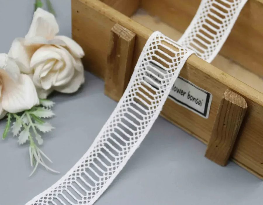 Crochet lace photo 3
