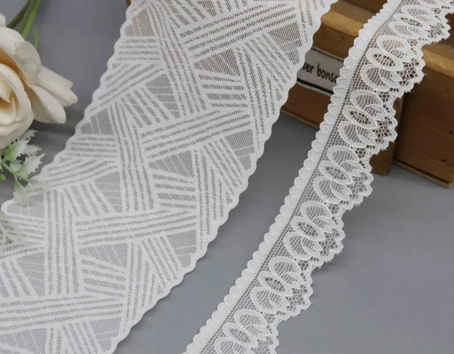 Embroidered net lace