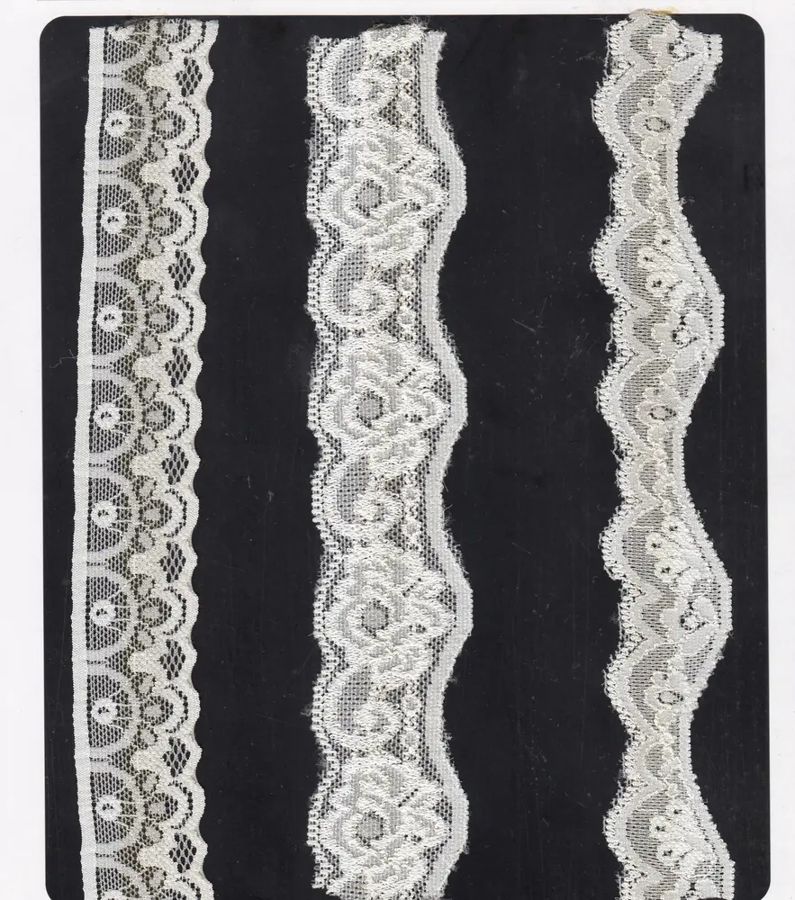 Assorted lace - design 104
