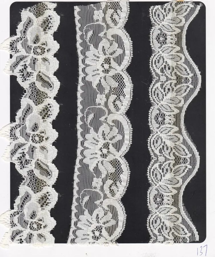 Assorted lace - design 105