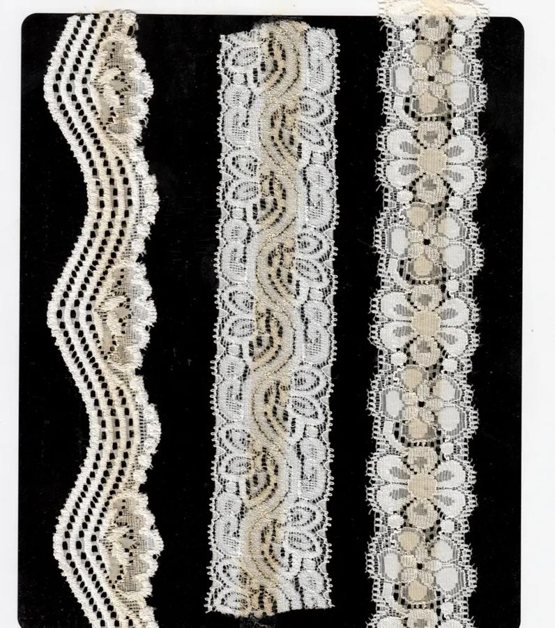 Assorted lace - design 107