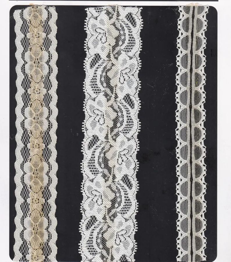 Assorted lace - design 115