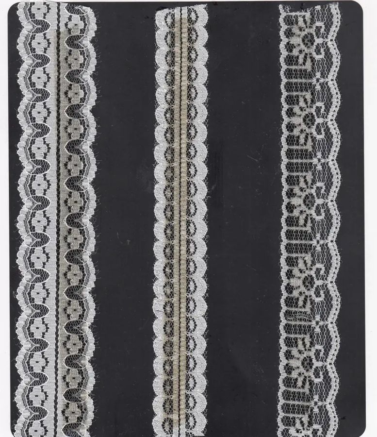 Assorted lace - design 124