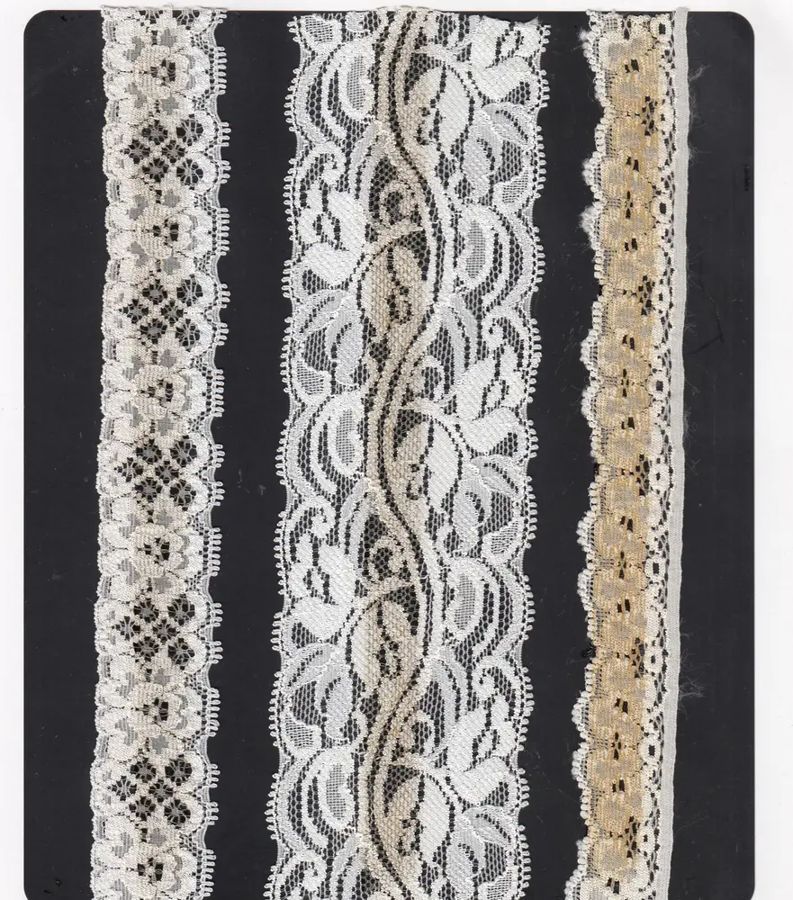 Assorted lace - design 135