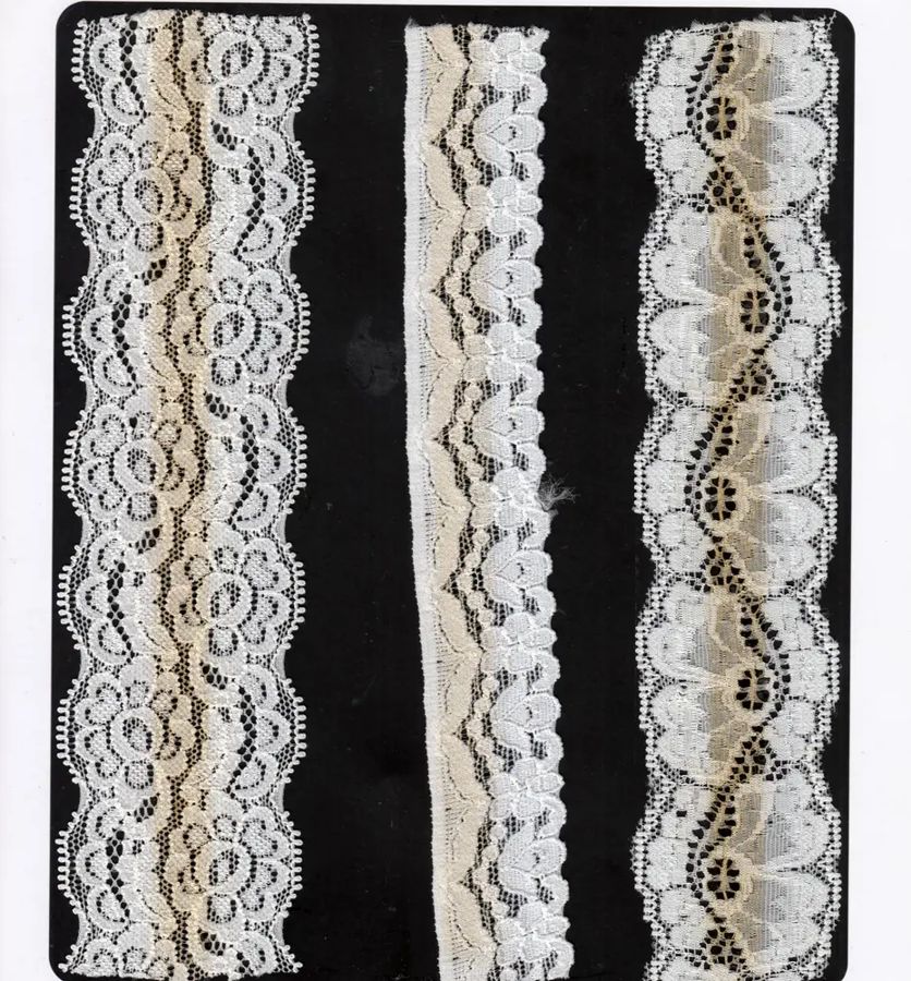 Assorted lace - design 136