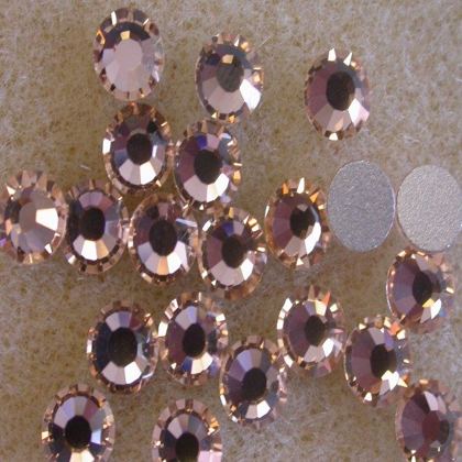 Light amethyst hotfix rhinestones