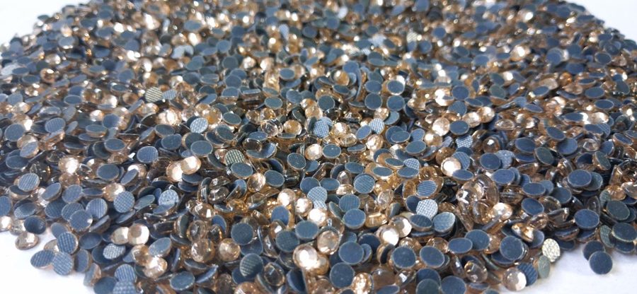 Hotfix glass rhinestones 2-cut - Almond SS16