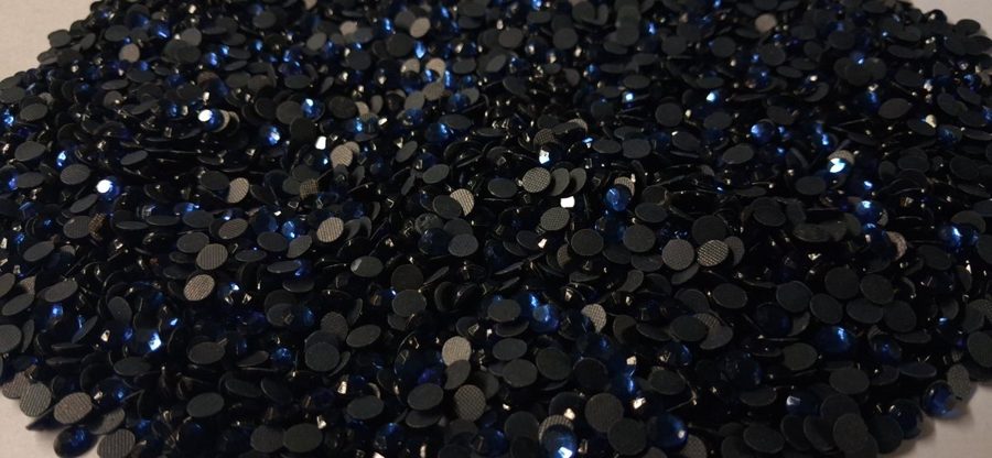 Hotfix glass rhinestones 2-cut - Montana SS24