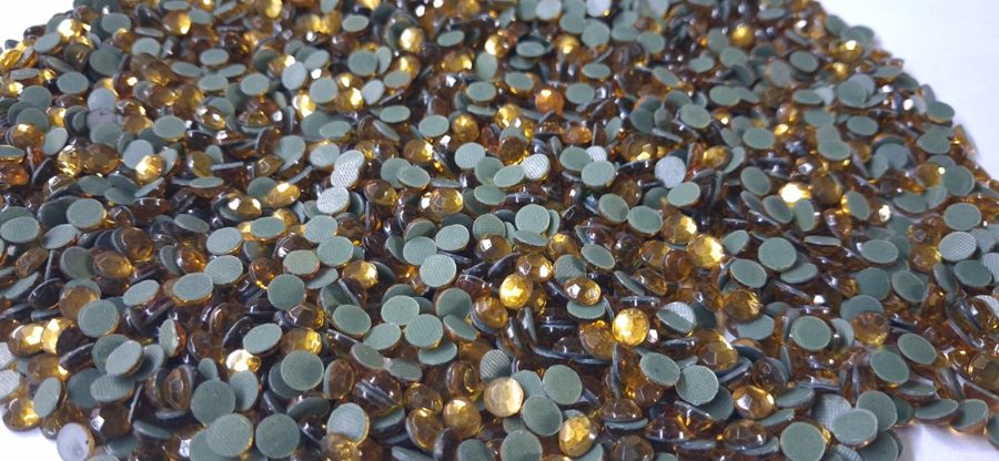 Hotfix glass rhinestones 2-cut - Topaz SS26