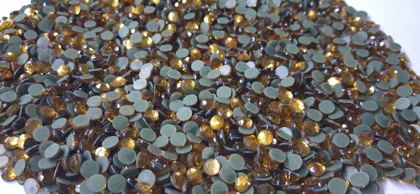 Hotfix glass rhinestones 2-cut - Topaz SS26