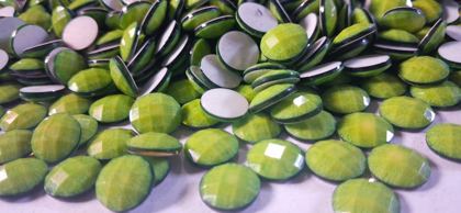 Hotfix epoxy stones - faceted round - Parrot Green 10 mm