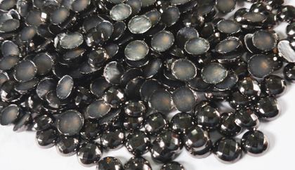 Hotfix zinc alloy convex studs - round - Black 6 mm