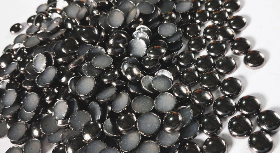 Hotfix zinc alloy convex studs - round - Hematite 8 mm