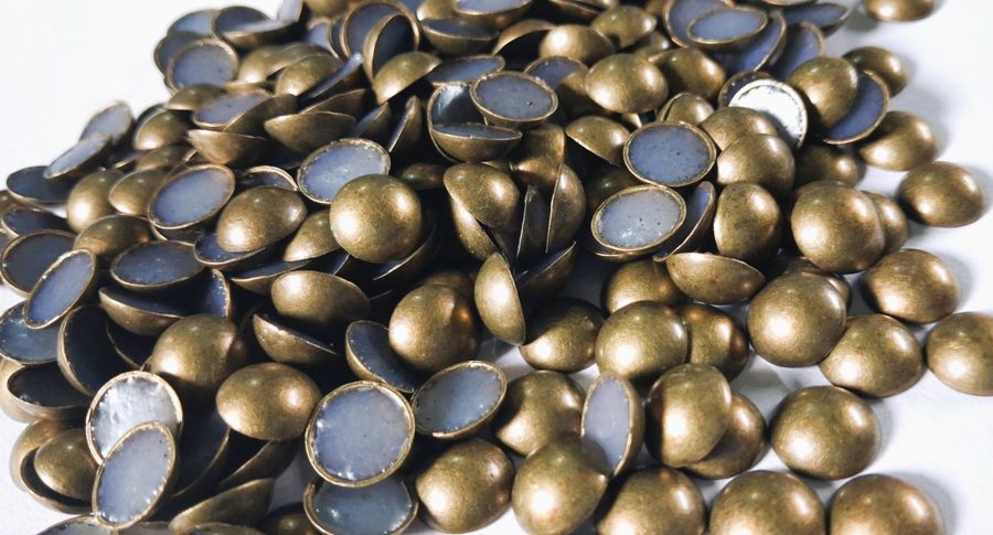 Hotfix zinc alloy convex studs - round - Antique Gold 10 mm