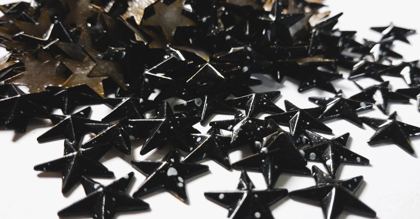 Hotfix zinc alloy convex studs - star - Black With Spray 13 mm