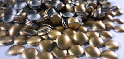 Hotfix aluminium convex studs - round - Gold 10 mm