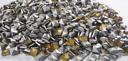 Hotfix copper convex studs - pyramid square - Matte Silver 5 mm