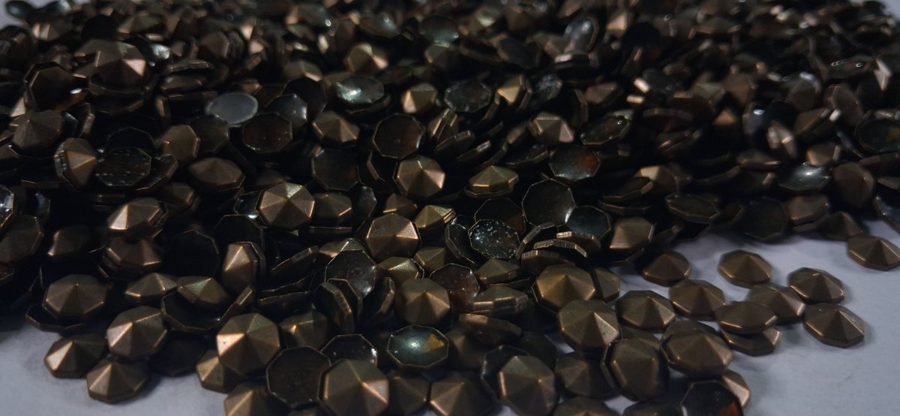 Hotfix copper convex studs - pyramid top hexagon - Antique Gold 6 mm