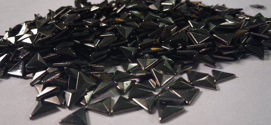 Hotfix copper convex studs - triangle - Antique Silver 10 mm