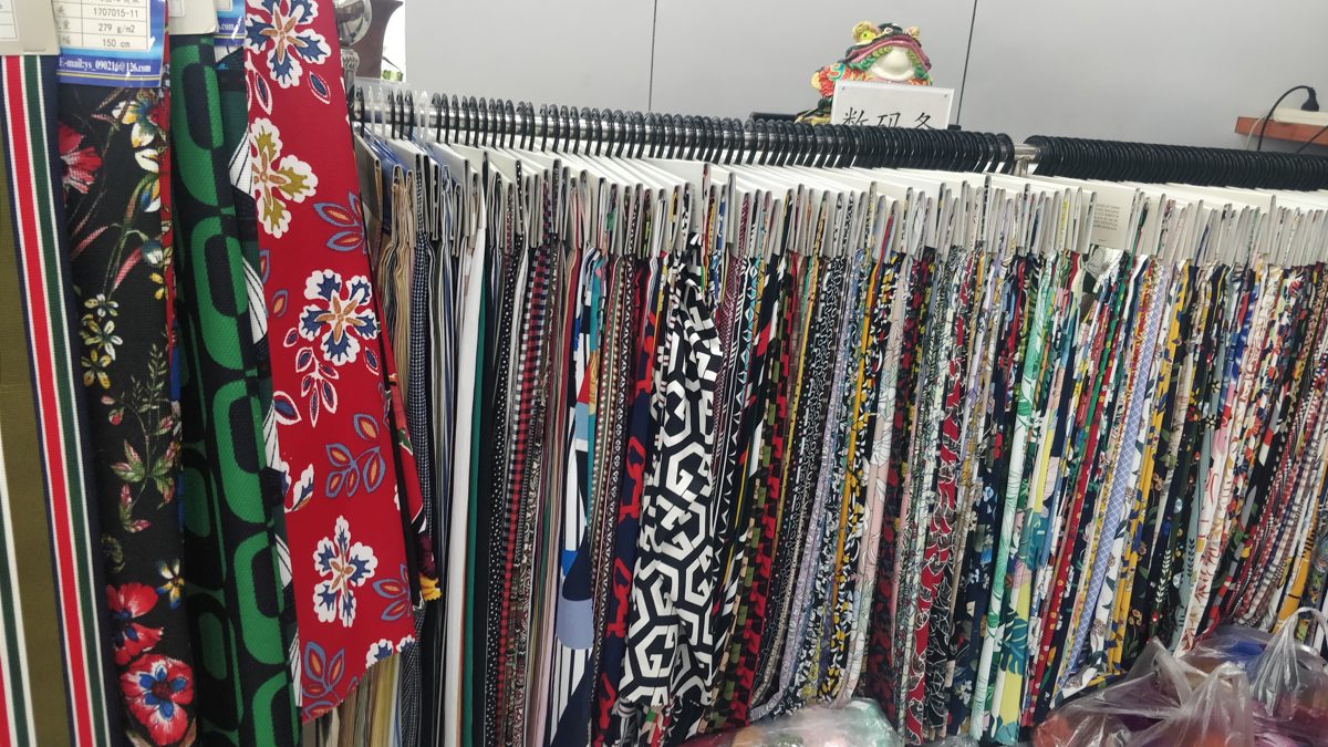 Fabric imports - fabric sample room in China