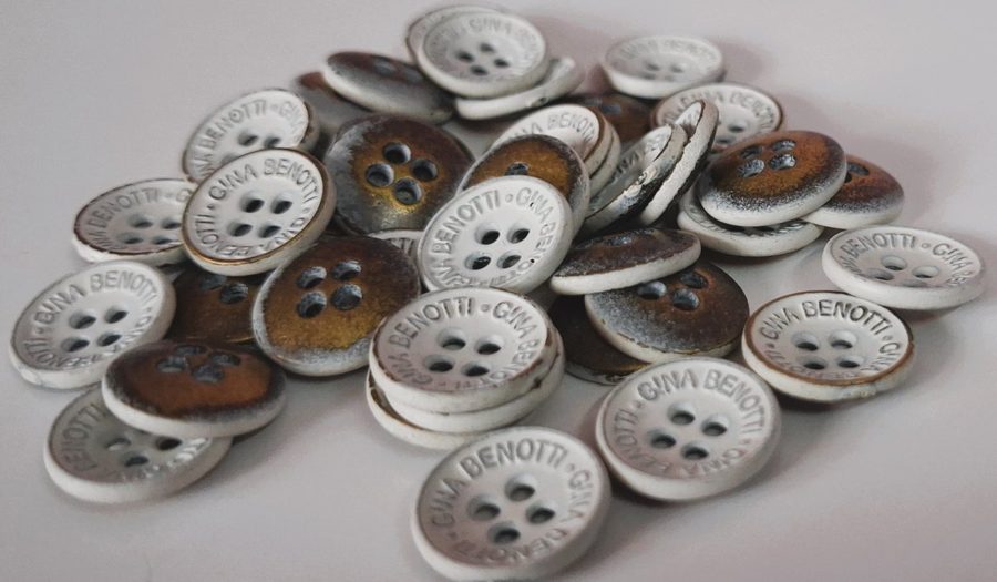 Metal sewing button - style 054