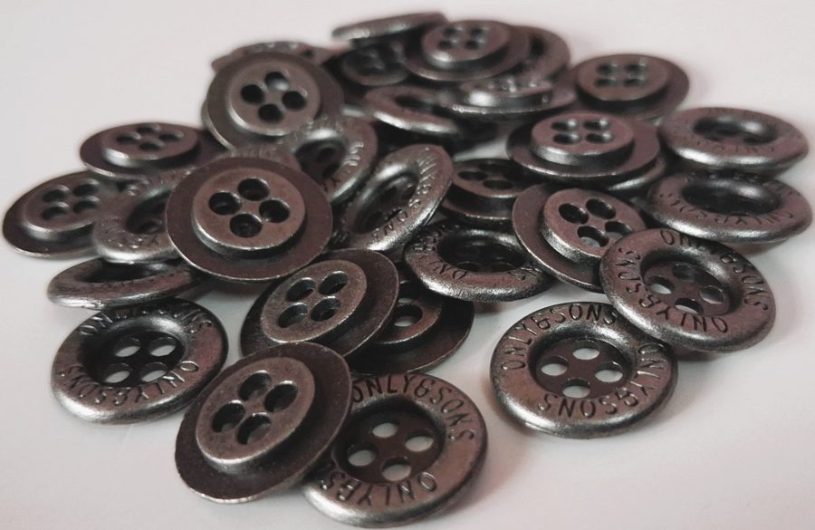 Metal sewing button - style 057