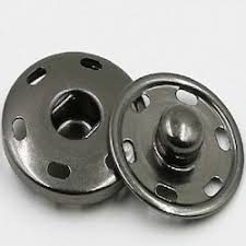 Metal snap buttons
