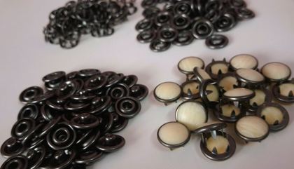 Prong snap fastener - style 002