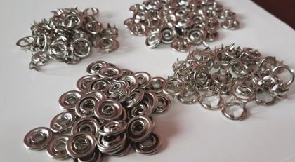 Prong snap fastener - style 017
