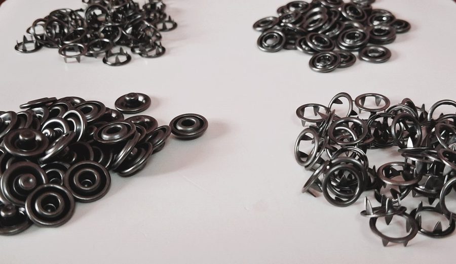 Prong snap fastener - style 018