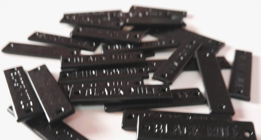 Metal label - style 001
